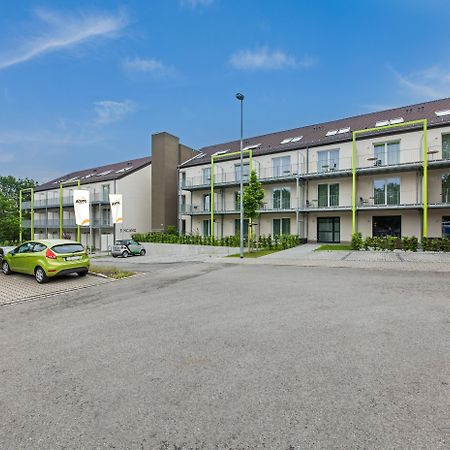 Acora Fuerth Living The City Exterior photo